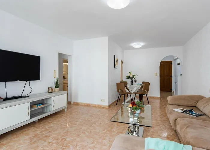 Apartment Penyon - Plusholidays