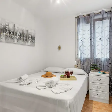 Penyon - Plusholidays Apartment *