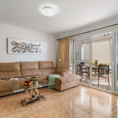 Apartment Penyon - Plusholidays *