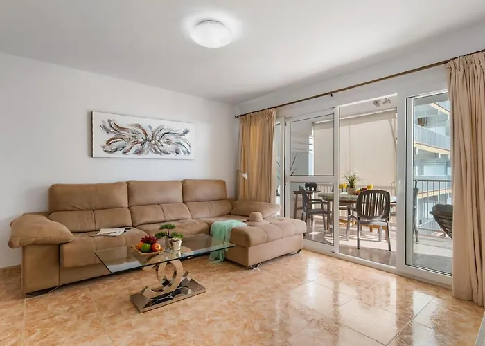 Apartment Penyon - Plusholidays *